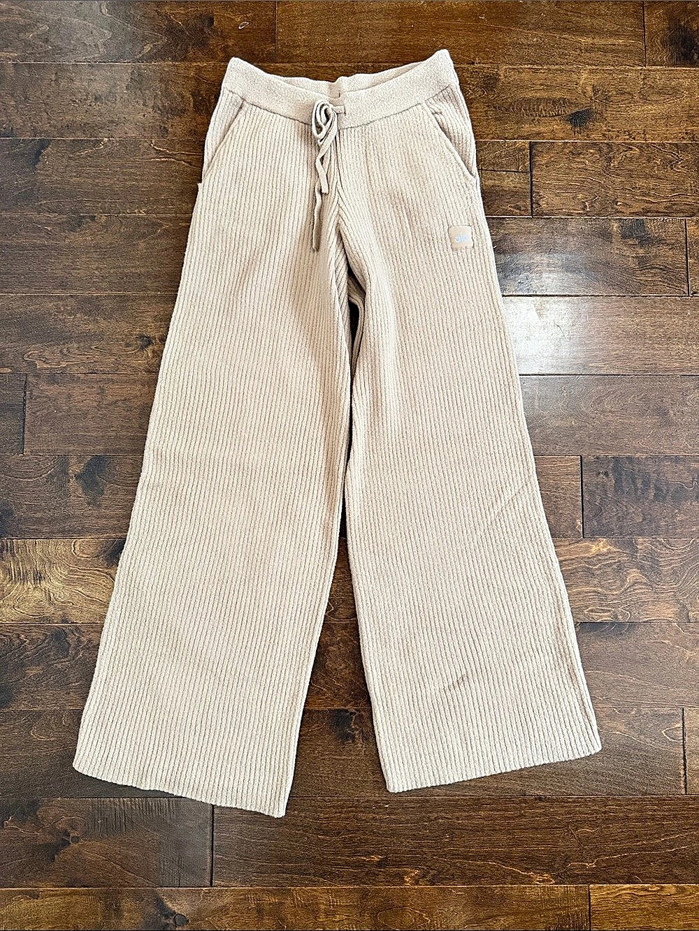 Alo Snuggle Up Sweater High Waist Wide Leg Knit Pants size Large Tan